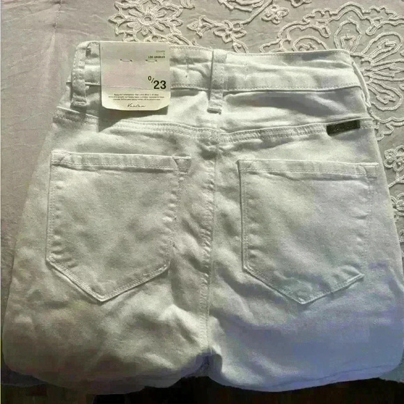 KanCan High Rise  White Stretch Skinny Jeans NWT Size 0. - Picture 5 of 15